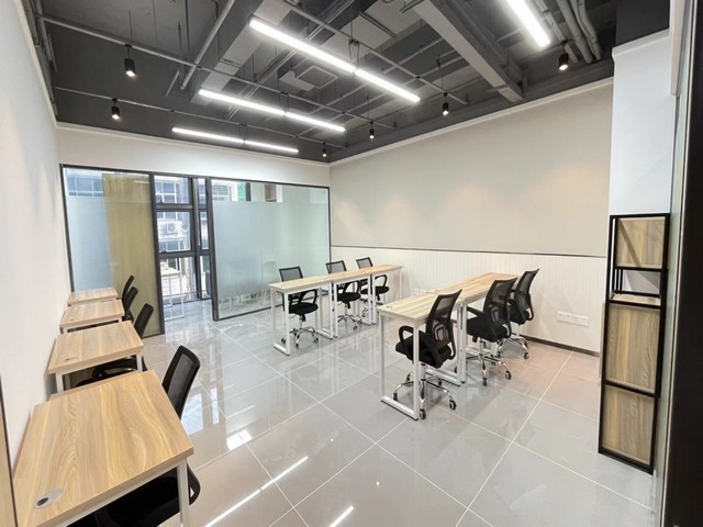 西安商场LED贴膜屏定做